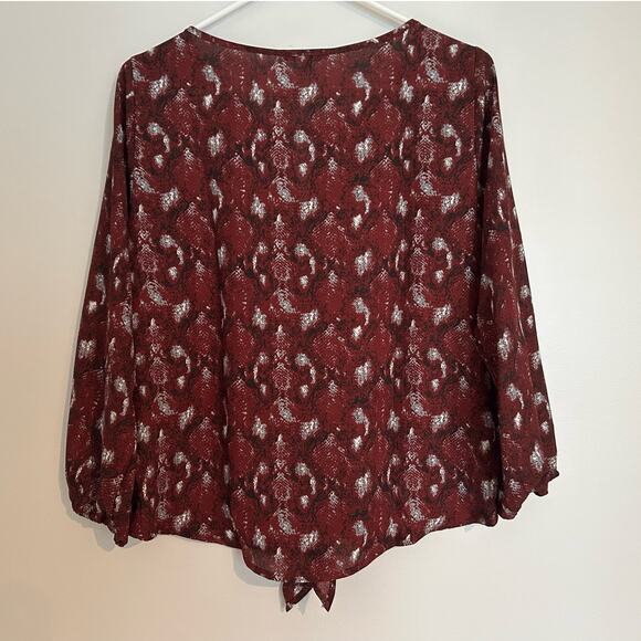 NWT West Kei Burgundy Snake Print Blouse – Women’s Small - Picture 6 of 6